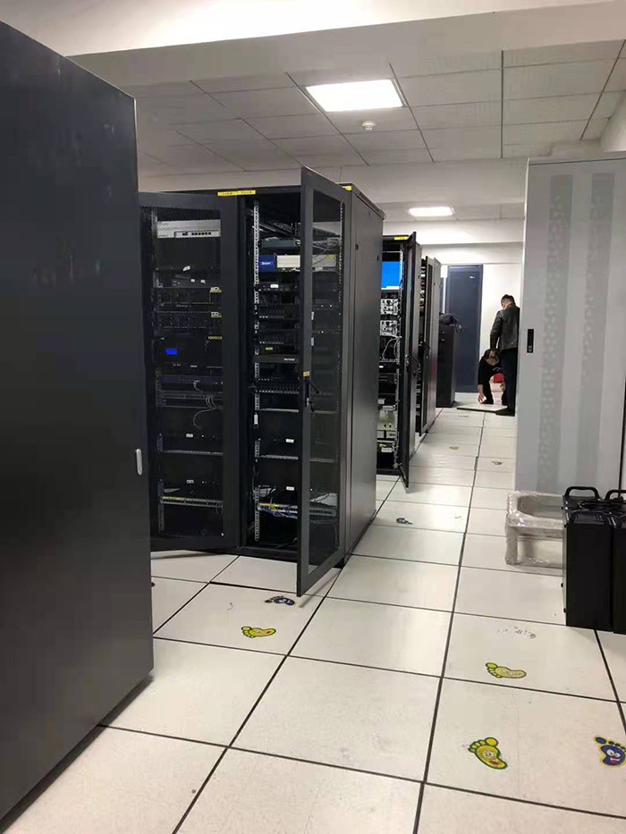 孝感某火車站模塊化UPS